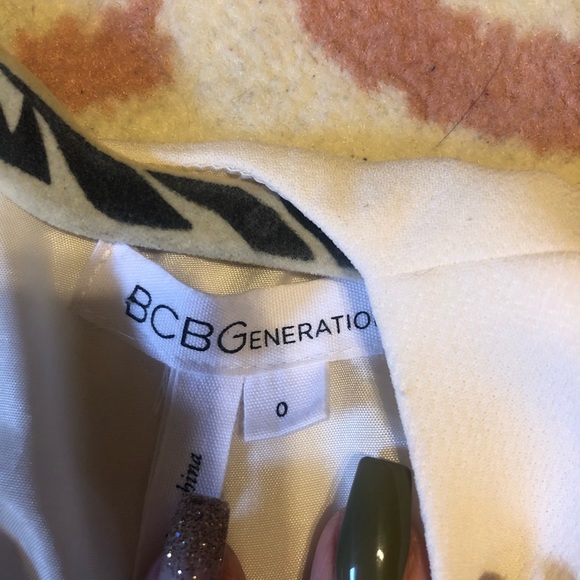 BCBGeneration White dress with cutouts - Picture 5 of 5